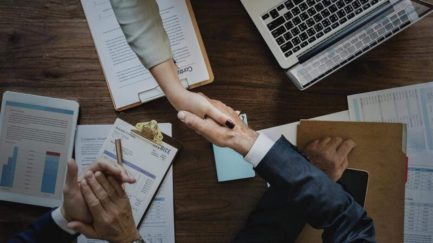 Entrar no mercado de trabalho em recessão penaliza salário durante dez anos