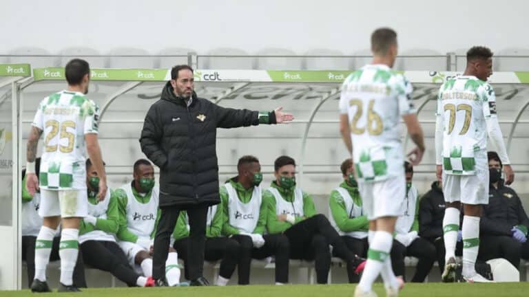 Treinador do Gil Vicente quer defesa mais eficaz e ataque concretizador