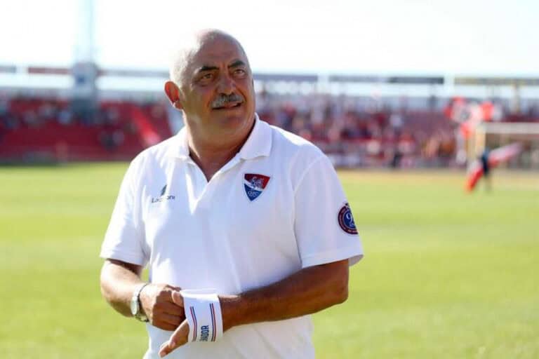 Morreu Vítor Oliveira, ex-técnico do Gil Vicente