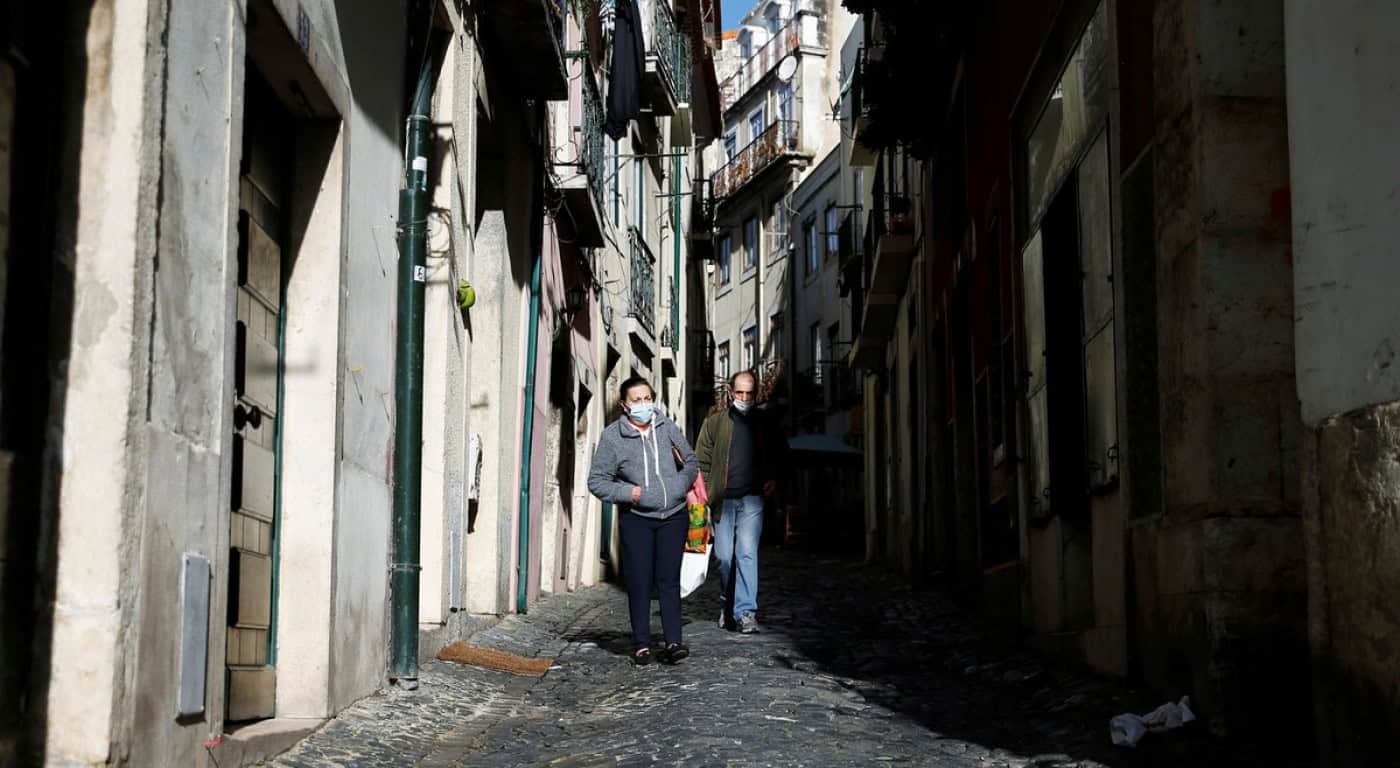 Novo estado de emergência em vigor com maiores restrições em 113 concelhos