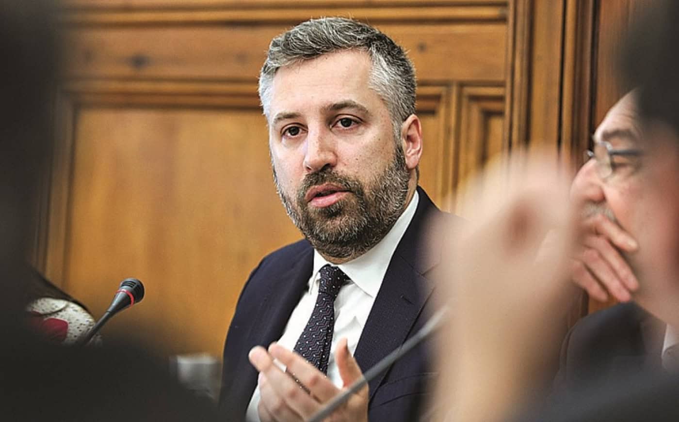 “TAP tem mais 19% de pilotos e 28% de tripulantes por avião que concorrentes”