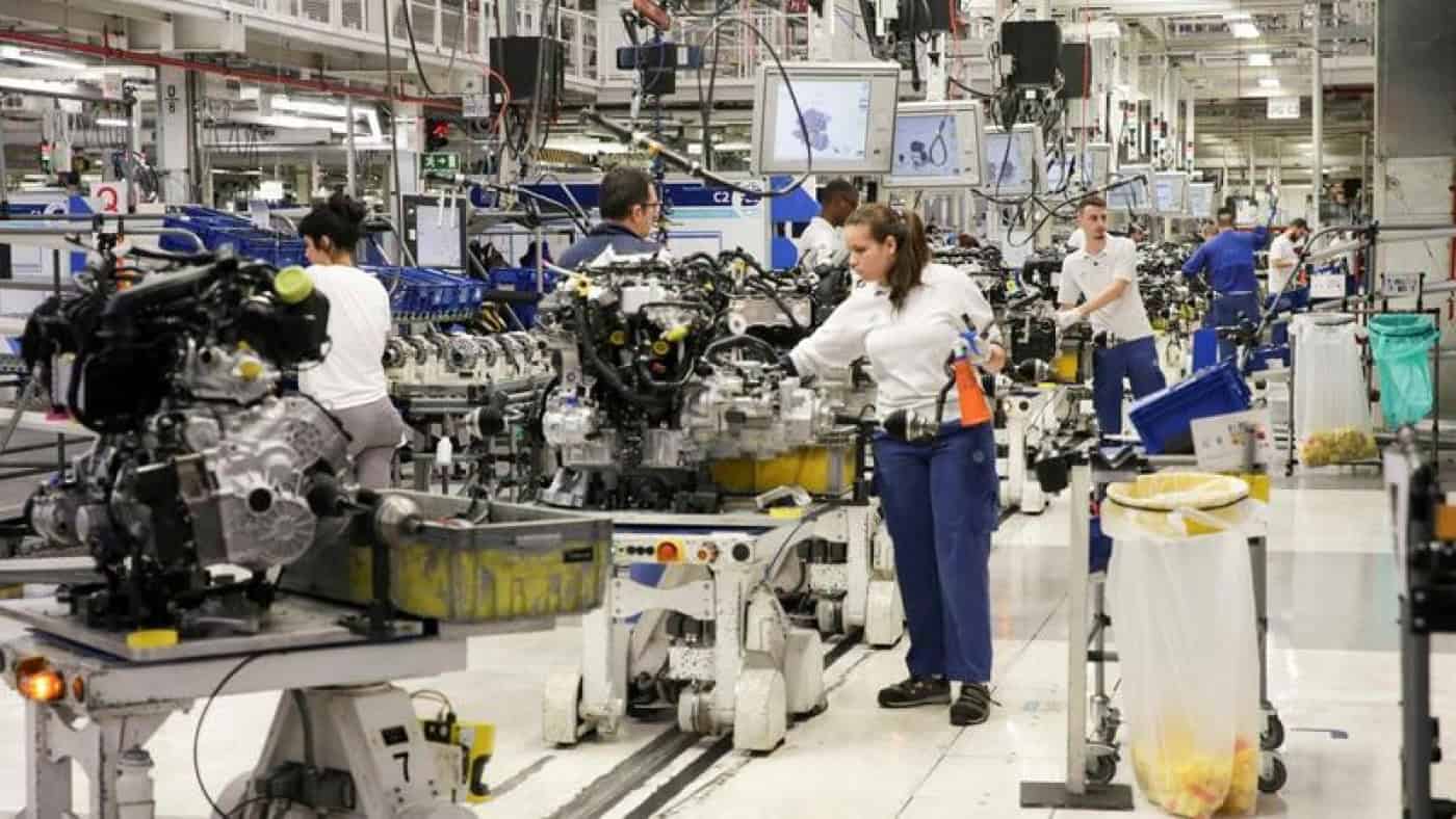 Portugueses têm de trabalhar até aos 72 anos para a população produtiva ser equilibrada