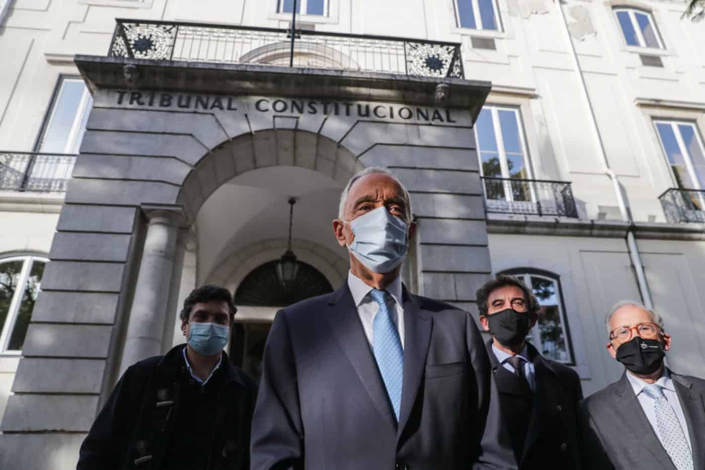 Presidenciais: Marcelo em terceiro lugar nos boletins de voto e Ana Gomes no fim