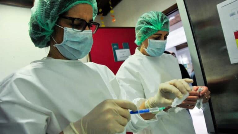 Autorizada despesa de 195,5 milhões para vacinação em 2021