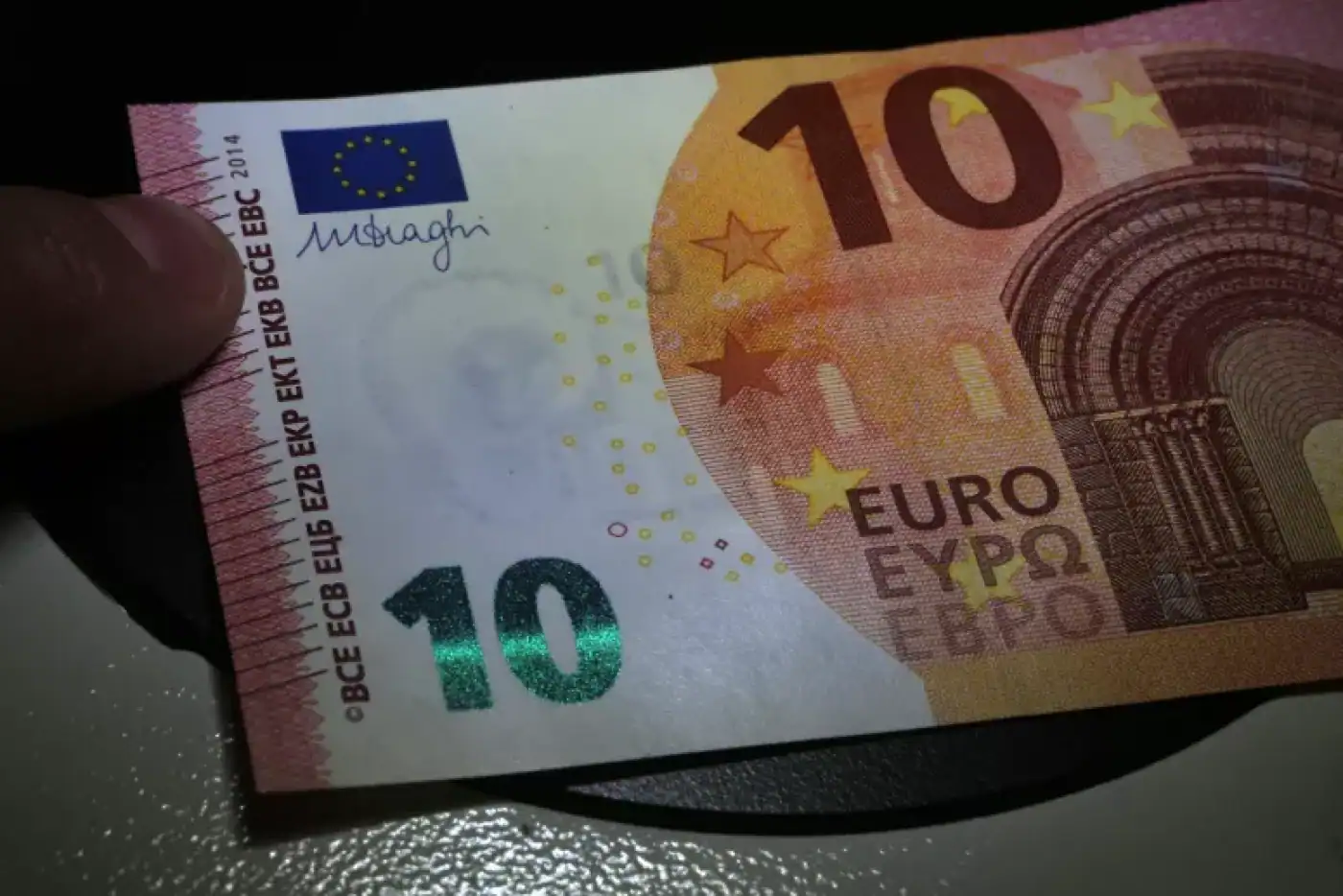 Aumento de 10 euros na função pública vai abranger salários até 791, 91 euros