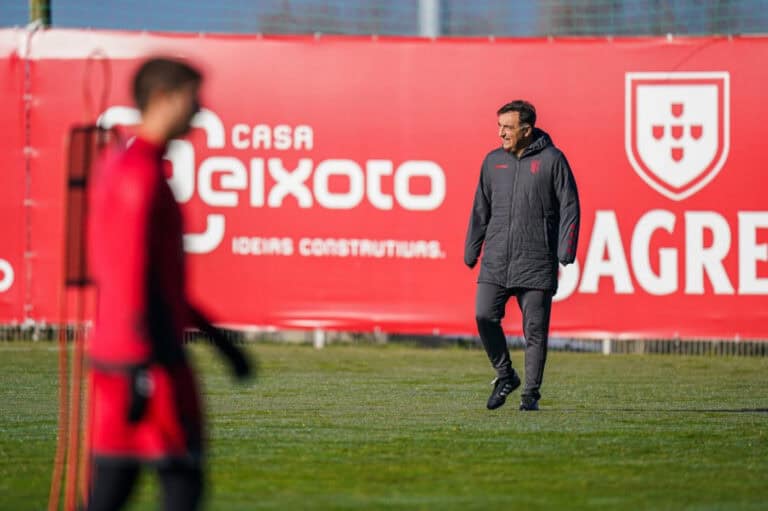 Carlos Carvalhal alerta: "Já não há jogos fáceis"