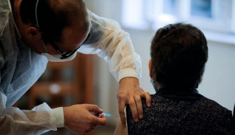 Vacina da covid-19 chega a todos os lares de Braga até à próxima semana