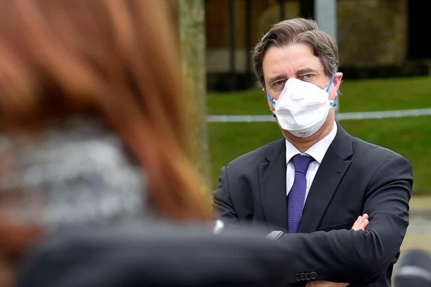 "As medidas não são suficientes para mitigar os riscos de contágio"