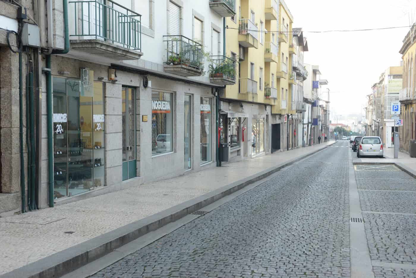 Trânsito interdito na Rua Gil Vicente para realização de obras&nbsp;