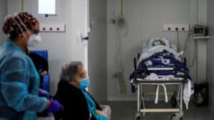 Previsão de crescimento de internamentos na próxima semana "muito preocupante"&nbsp;