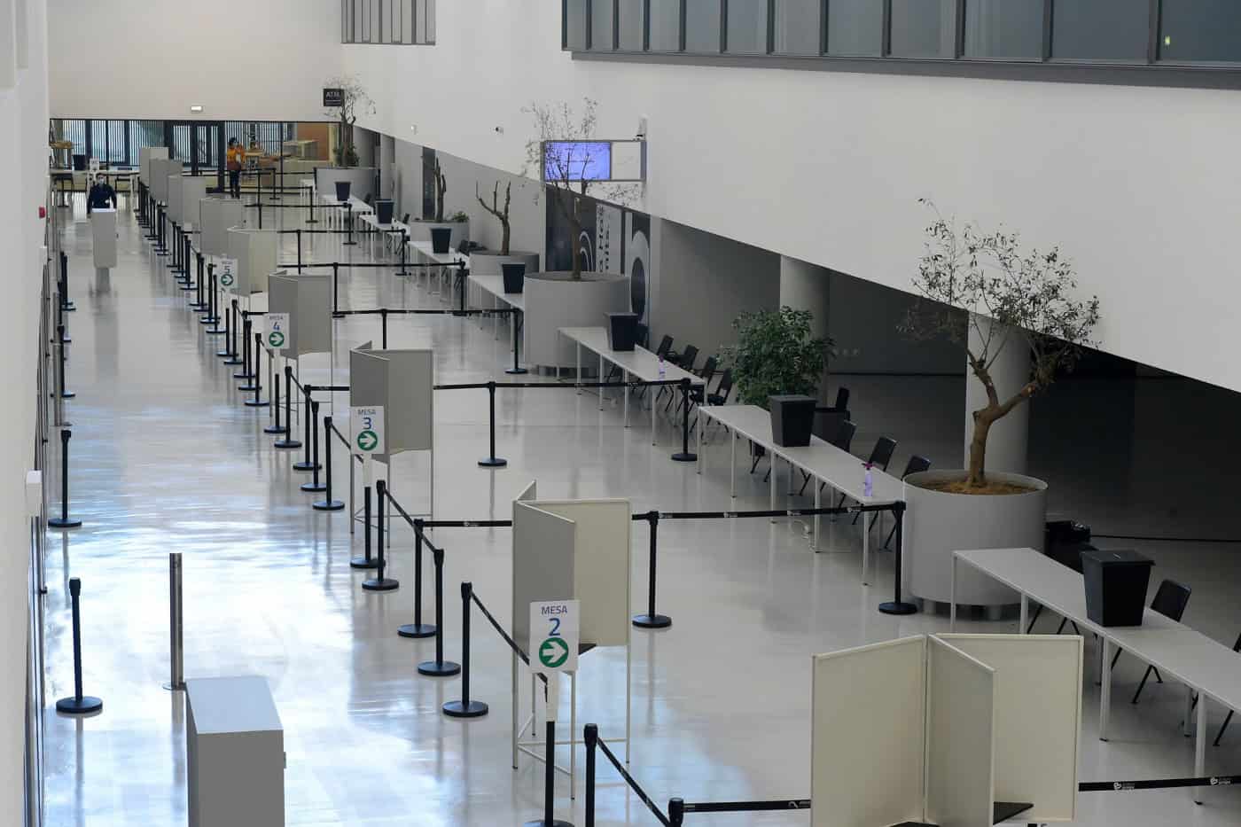 10.300 eleitores votam de forma antecipada no quadrilátero urbano