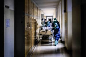 Portugal é o país do mundo que regista mais casos diários por milhão de habitantes