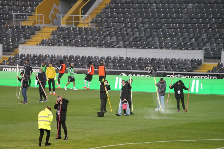 Adiado pela segunda vez. Vitória SC -Farense reagendado para 17 de fevereiro