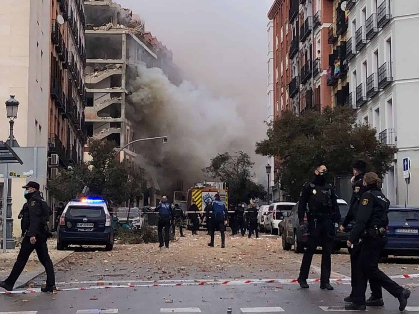 Forte explosão destrói edifício no centro de Madrid