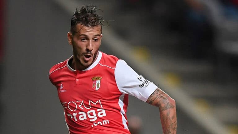 Diogo Figueiras vai ser jogador do Famalicão