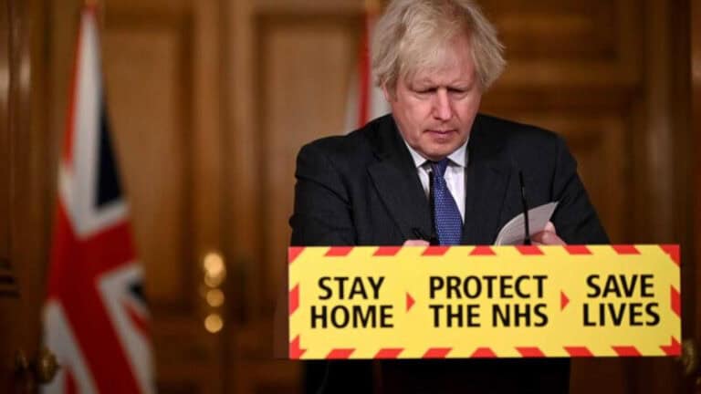 "Há sinais" de que a variante inglesa do coronavírus possa ser mais mortífera&nbsp;