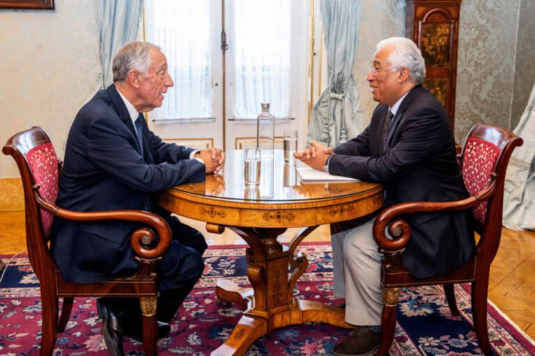 Costa felicita "calorosamente" Marcelo e espera continuidade de "profícua cooperação"