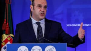 Governo admite estender apoios ao emprego no 2.º semestre "caso seja necessário"&nbsp;