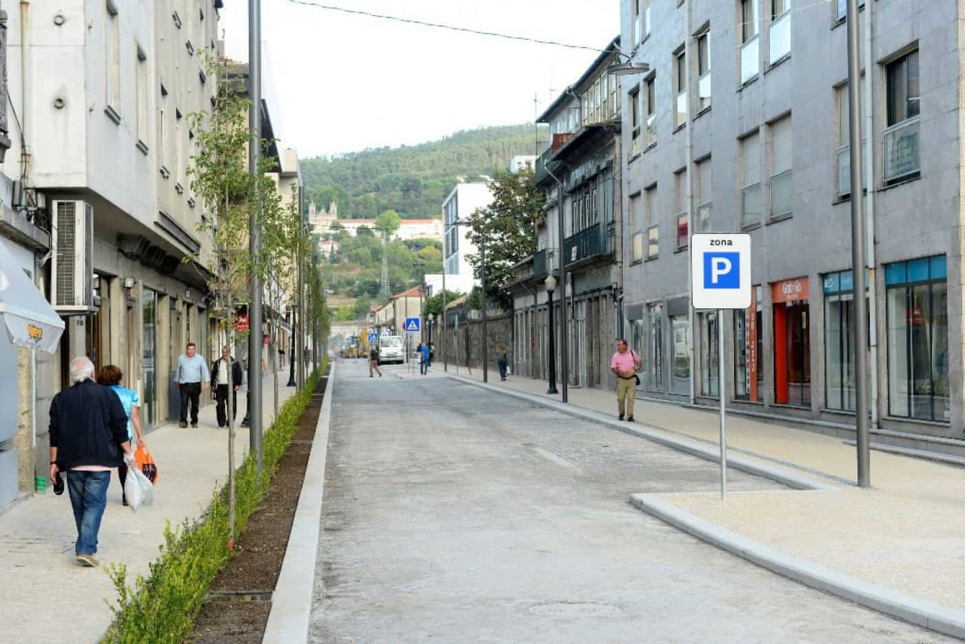 Guimarães suspende pagamento de estacionamento à superfície