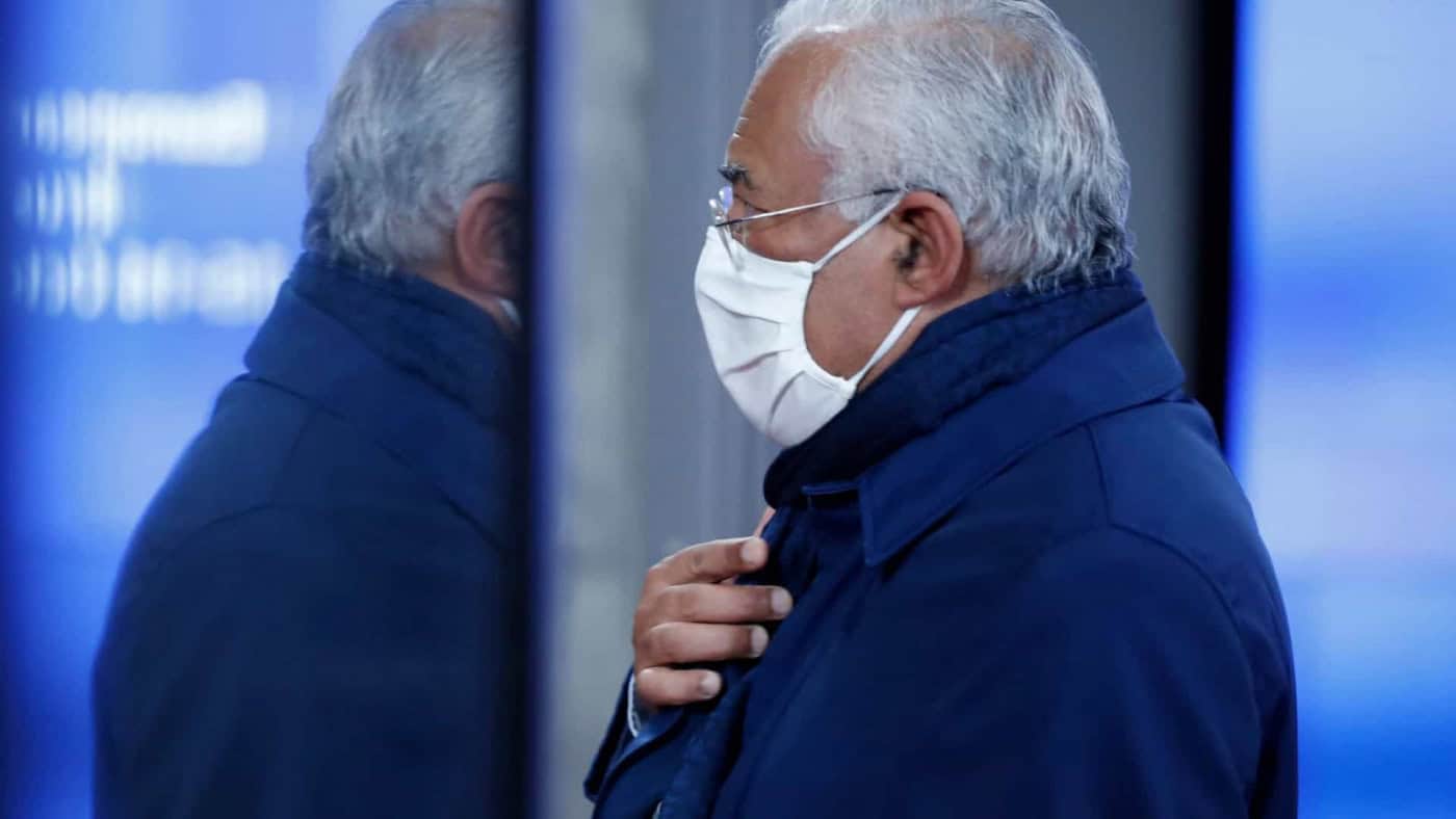 Primeiro-ministro admite que "as coisas estão a correr muito mal" na 3.ª vaga