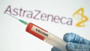 Vacina da AstraZeneca recomendada apenas para menores de 65 anos&nbsp;