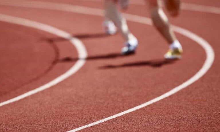 Autarquia divide em duas fases obra da pista de atletismo de Famalicão