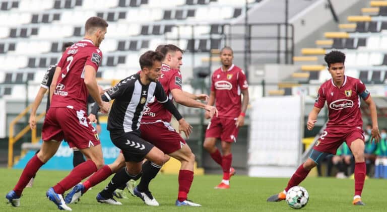 Famalicão soma nova derrota e fica perto dos lugares de despromoção