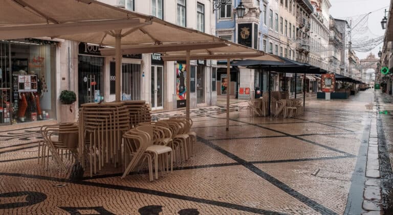 PIB de Portugal regista queda histórica de 7,6% em 2020