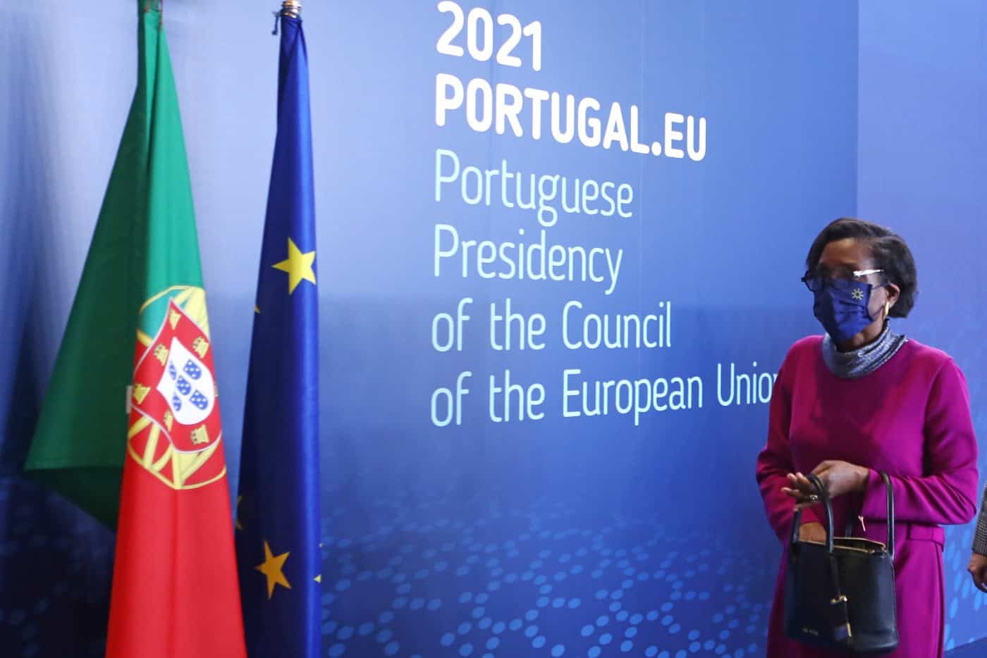 PE pede a Van Dunem "toda a documentação" sobre nomeação de procuradores