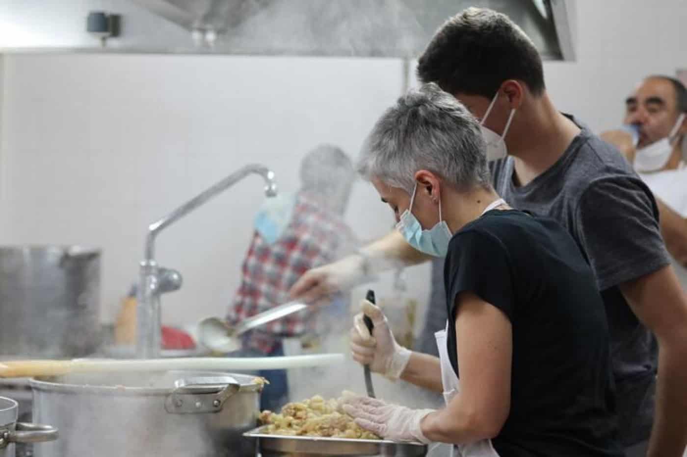 Segurança Social recusa novas cantinas solidárias; 'Virar a Página' depende só de privados