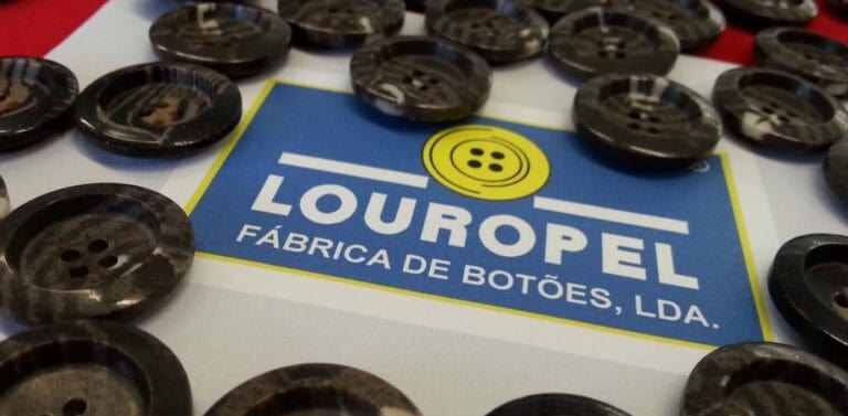 VNF. Louropel declarada de "interesse público municipal" para poder expandir