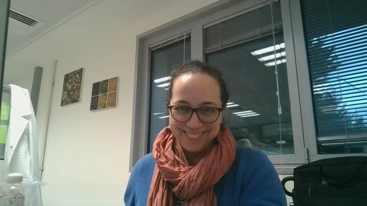 Alumna vive pandemia em Israel. "Estão a começar a haver muitas crianças internadas"