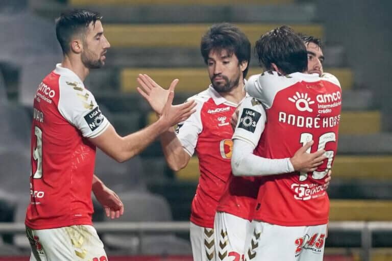 SC Braga bate Portimonense e aproxima-se do segundo lugar