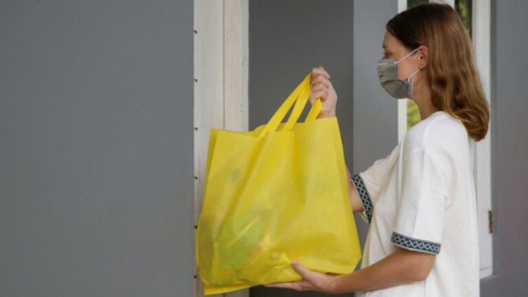 És aluno da UMinho e estás em isolamento? Chama os Corona Buddies