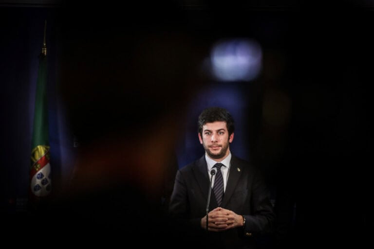 CDS. Francisco Rodrigues dos Santos vence moção de confiança