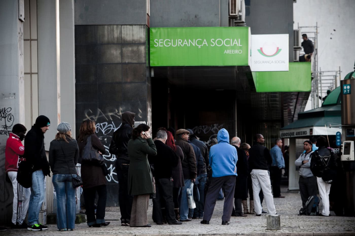 Taxa de desemprego fica em 6,8% em 2020