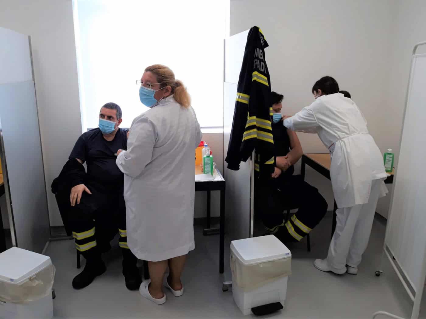 24 bombeiros sapadores de Braga já receberam 1ª dose da vacina contra a covid-19