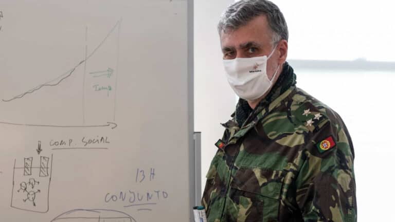 Imunidade de grupo pode chegar no início de agosto