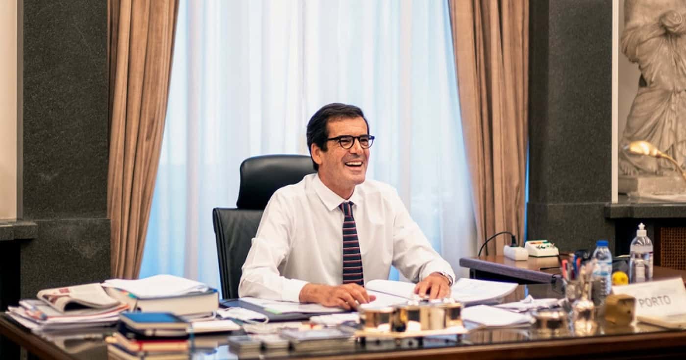 Autarcas independentes ameaçam criar partido de ideologia municipalista