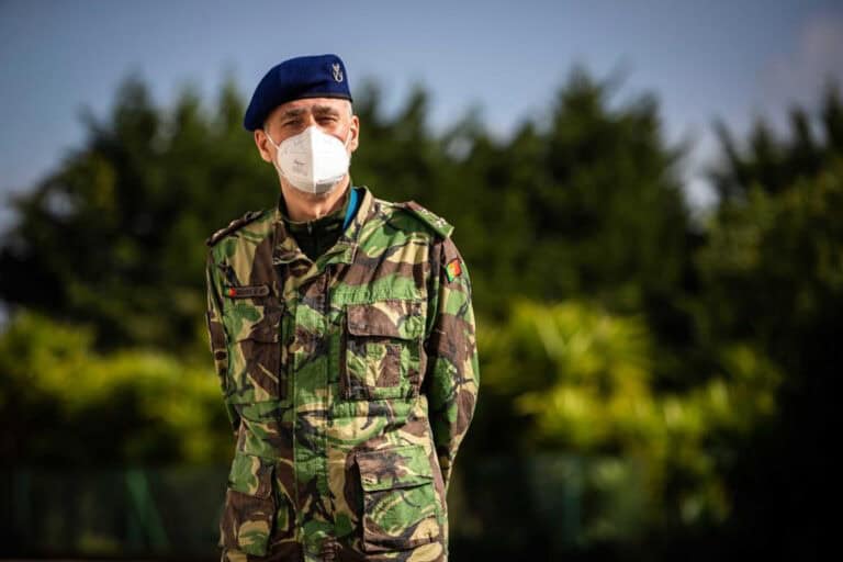 Portugal pode adiar toma da segunda dose para vacinar mais 200 mil pessoas&nbsp;