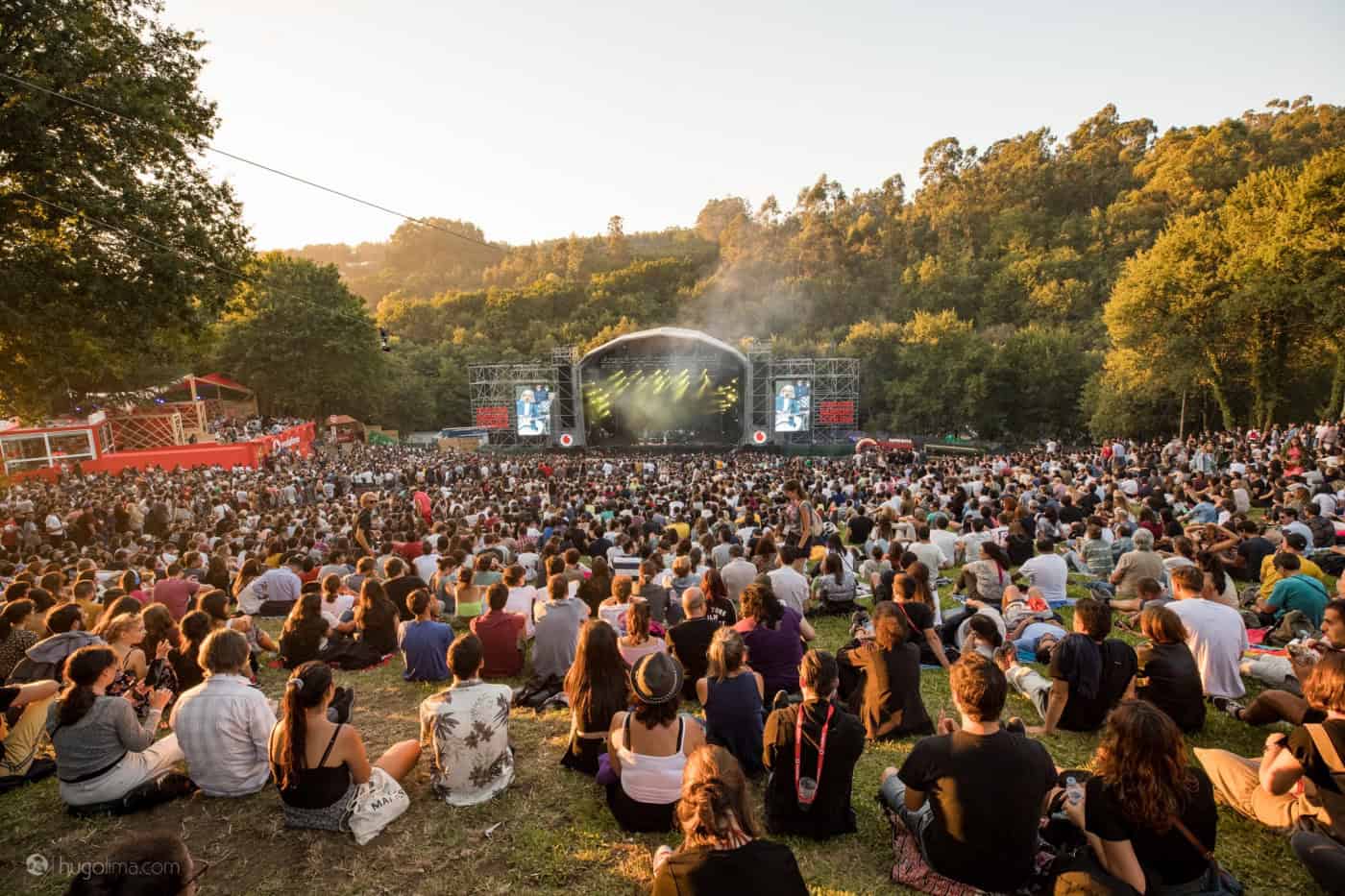 DGS estuda testes rápidos em eventos-piloto antes de festivais de verão