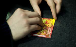 Francisco Assis alerta Governo para riscos das raspadinhas&nbsp;