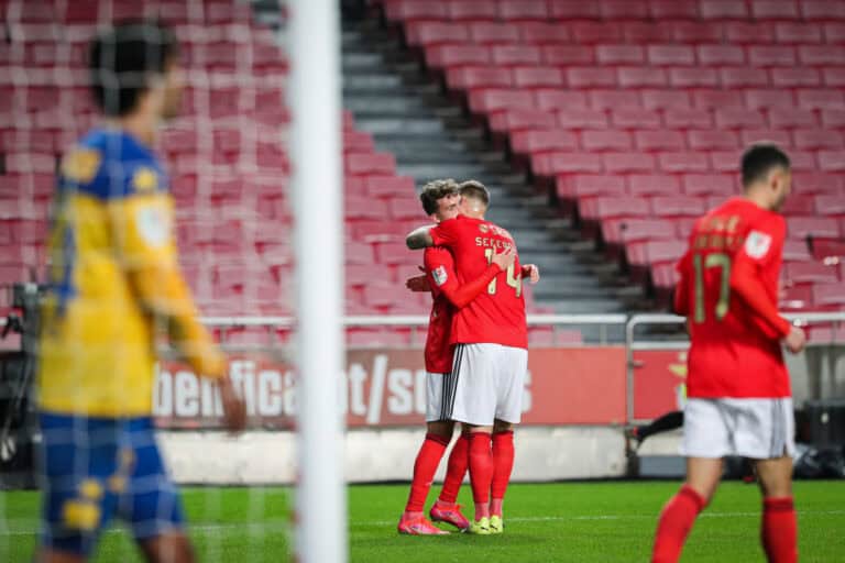 Benfica vence Estoril Praia e está na final da Taça de Portugal