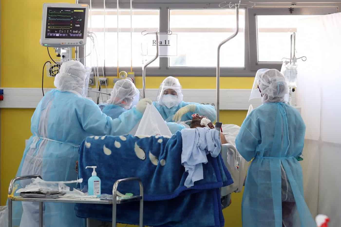 Percentagem total de mortes atribuída à Covid-19 desce para metade na última quinzena&nbsp;