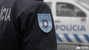 Dérbi minhoto sem público mas com adeptos multados em Braga e Guimarães