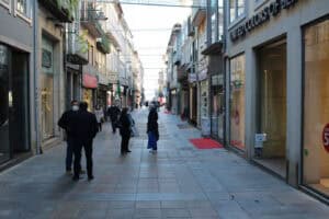 ACB diz que "seria possível" reabrir lojas até 200 metros quadrados na segunda-feira