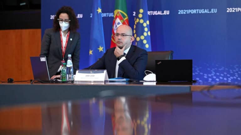 União Europeia deverá confirmar suspensão das regras orçamentais, diz João Leão&nbsp;