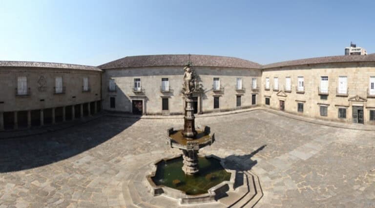 UMinho vai hoje a votos para escolher os representantes no Conselho Geral