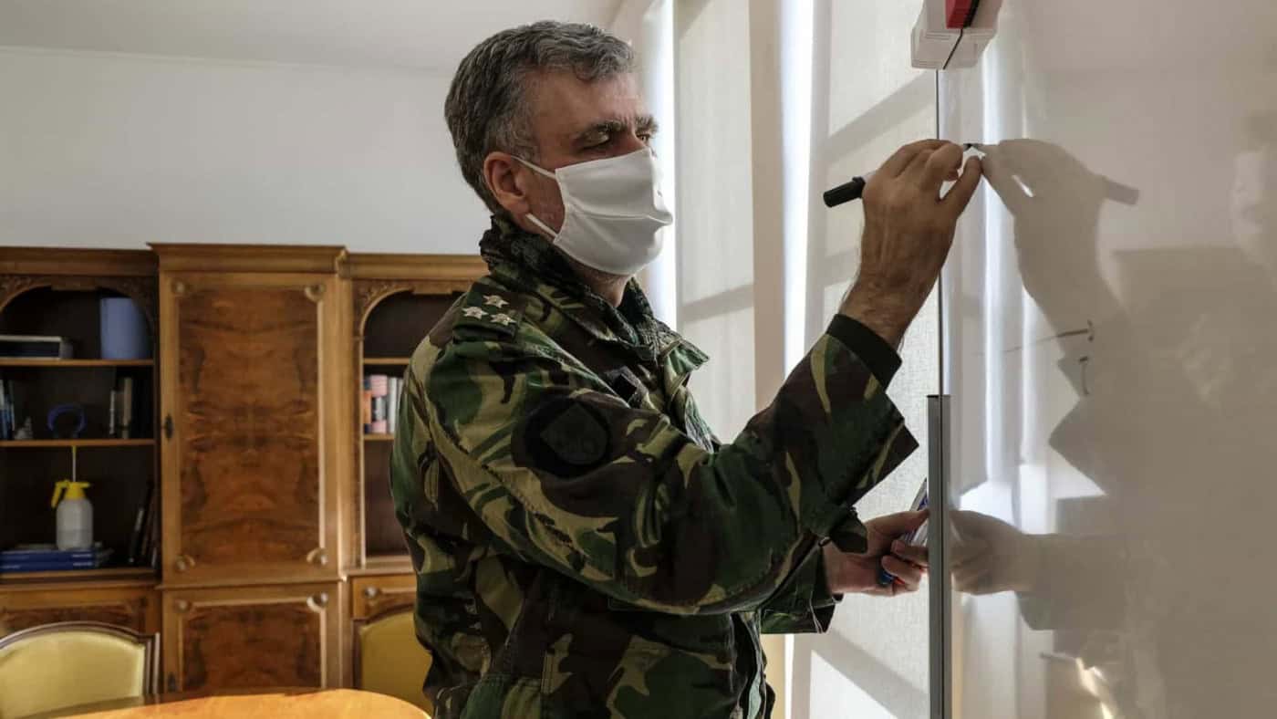 Segunda fase com postos rápidos de vacinação e site para autoagendamento