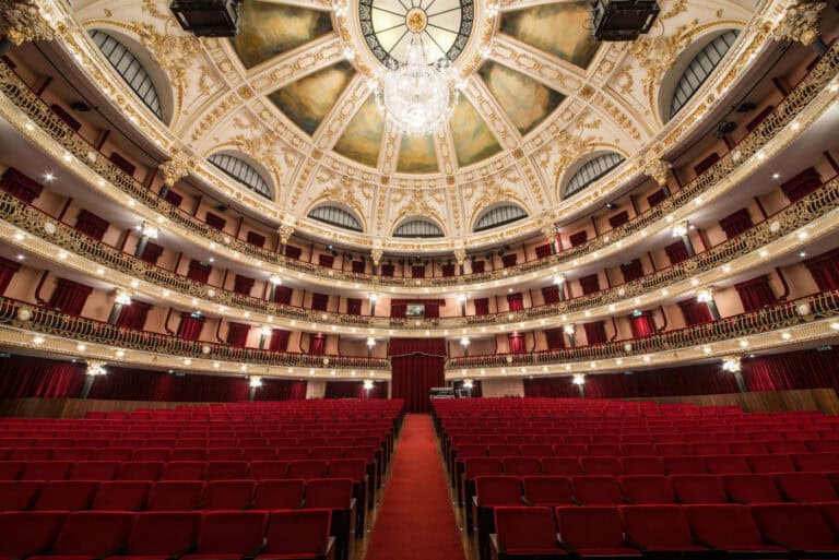 Ministra da Cultura prepara novo roteiro pelo país